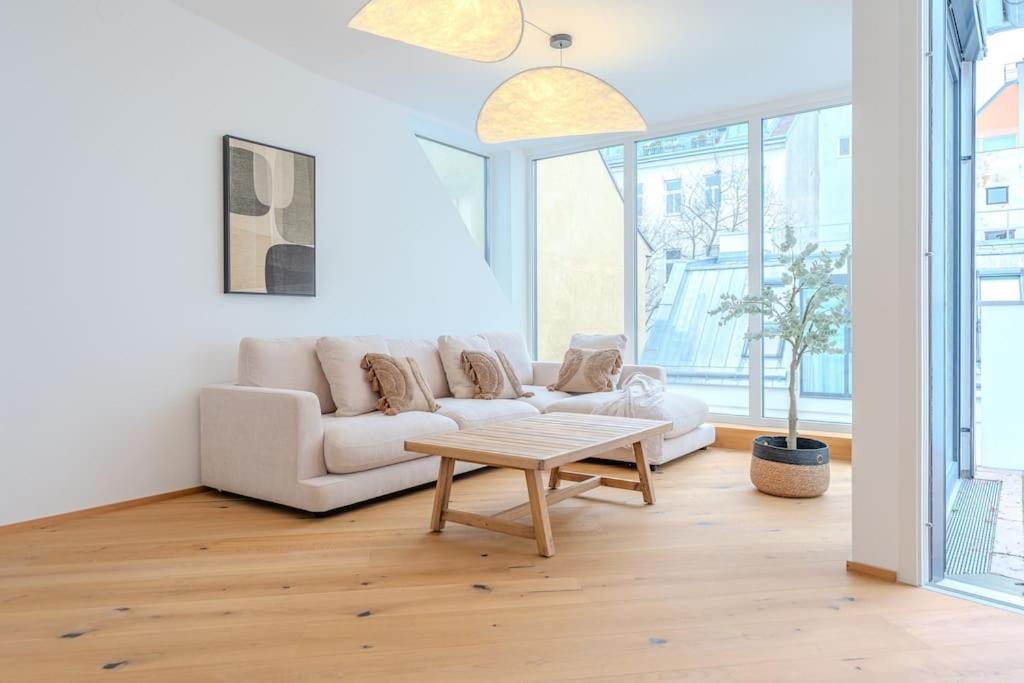 Neustift Deluxe Lägenhet Wien Exteriör bild