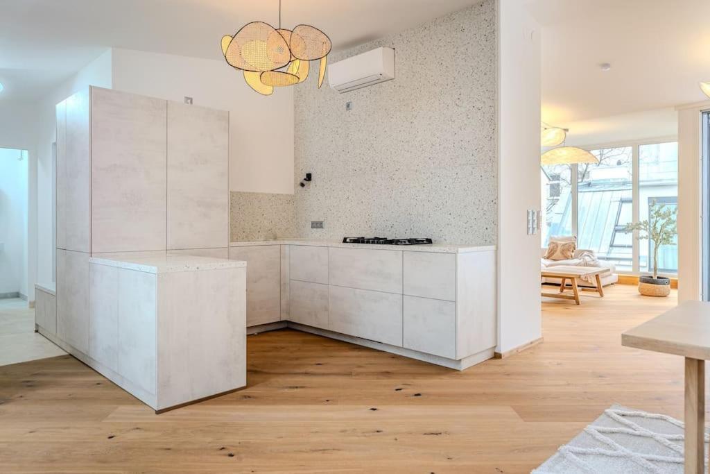 Neustift Deluxe Lägenhet Wien Exteriör bild