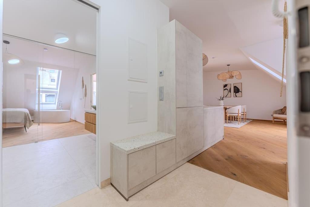 Neustift Deluxe Lägenhet Wien Exteriör bild