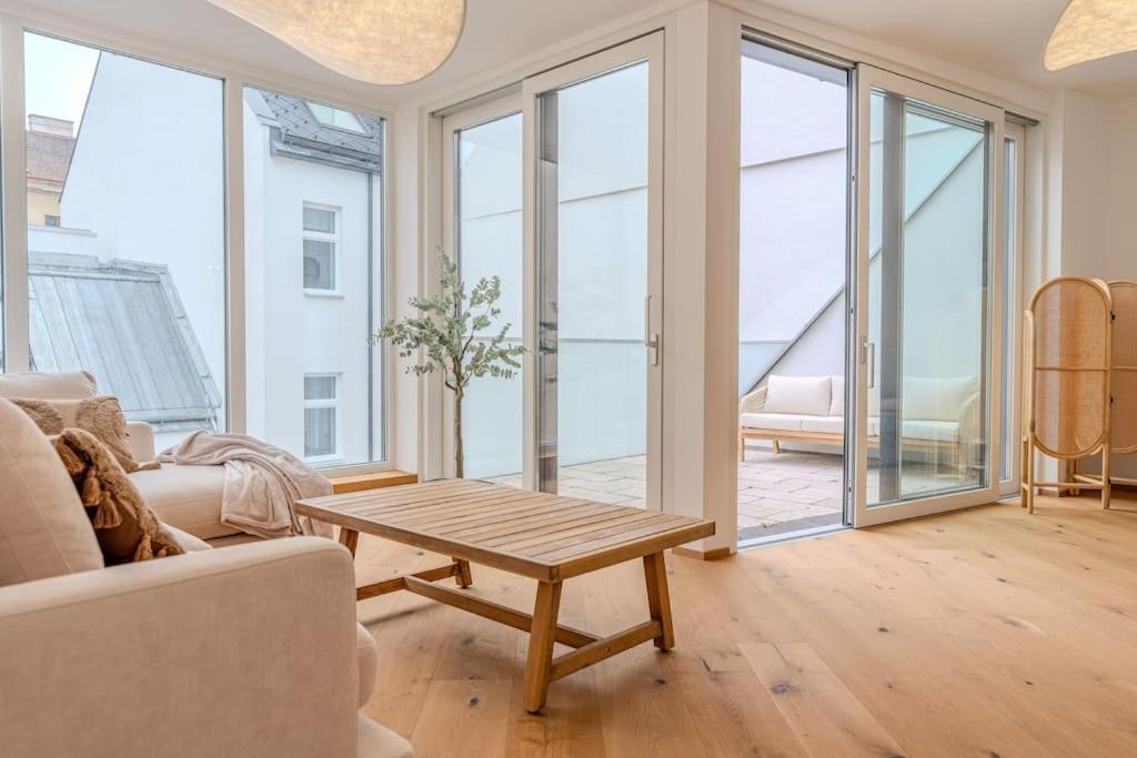 Neustift Deluxe Lägenhet Wien Exteriör bild