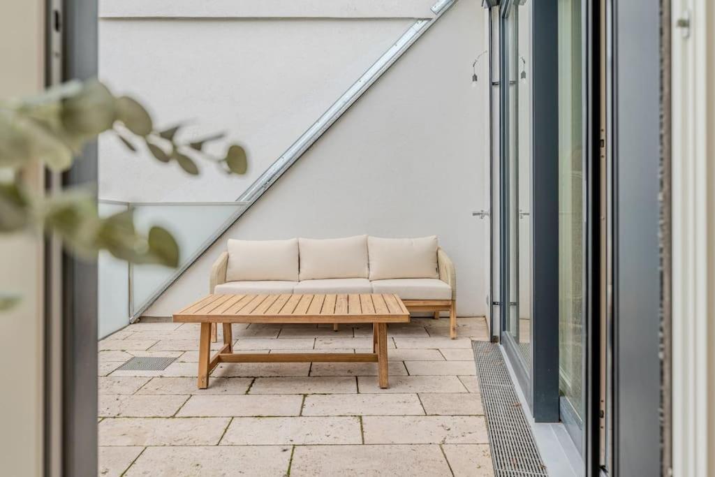 Neustift Deluxe Lägenhet Wien Exteriör bild