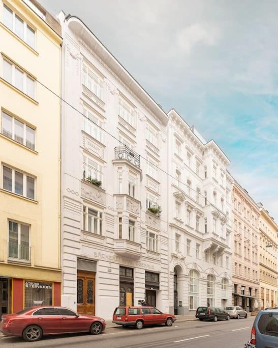 Neustift Deluxe Lägenhet Wien Exteriör bild